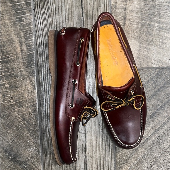 NWOT Timberlands Classic Brown Leather Boat Shoes main image 5
